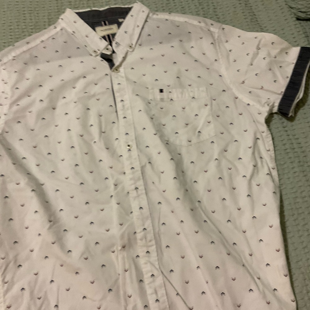 7 Diamonds White Shirt with Black Accents